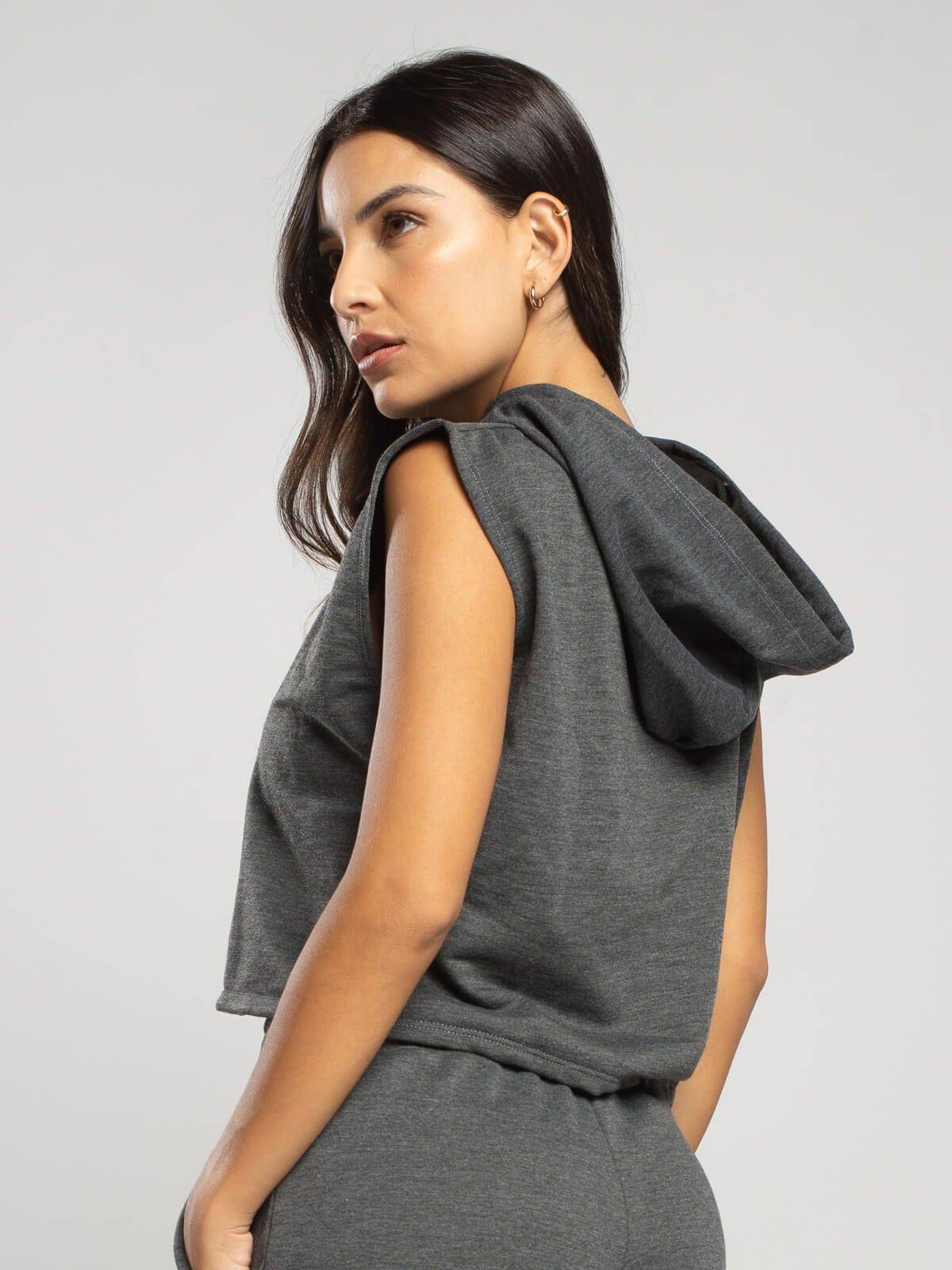 Cropped Regata Com Capuz Grafite - Vicbela