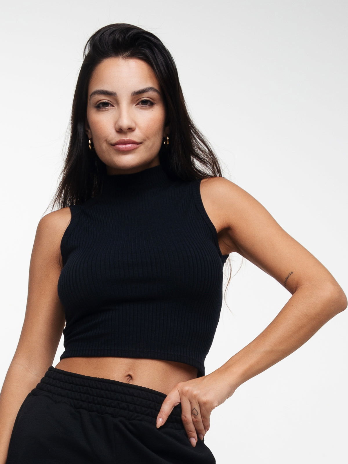 Cropped Regata Gola Alta Preto - Vicbela