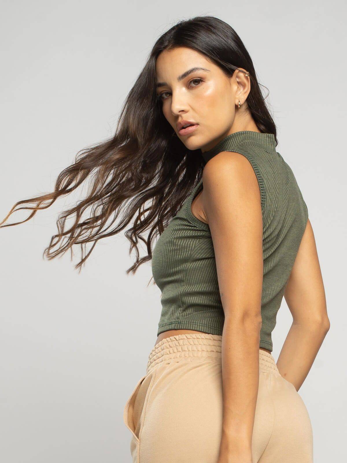 Cropped Regata Gola Alta Verde - Vicbela
