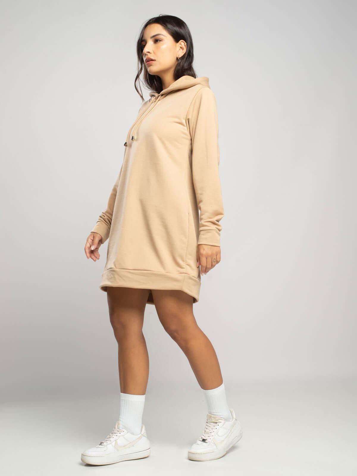 Vestido Blusão Com Capuz Manga Longa Bege - Vicbela