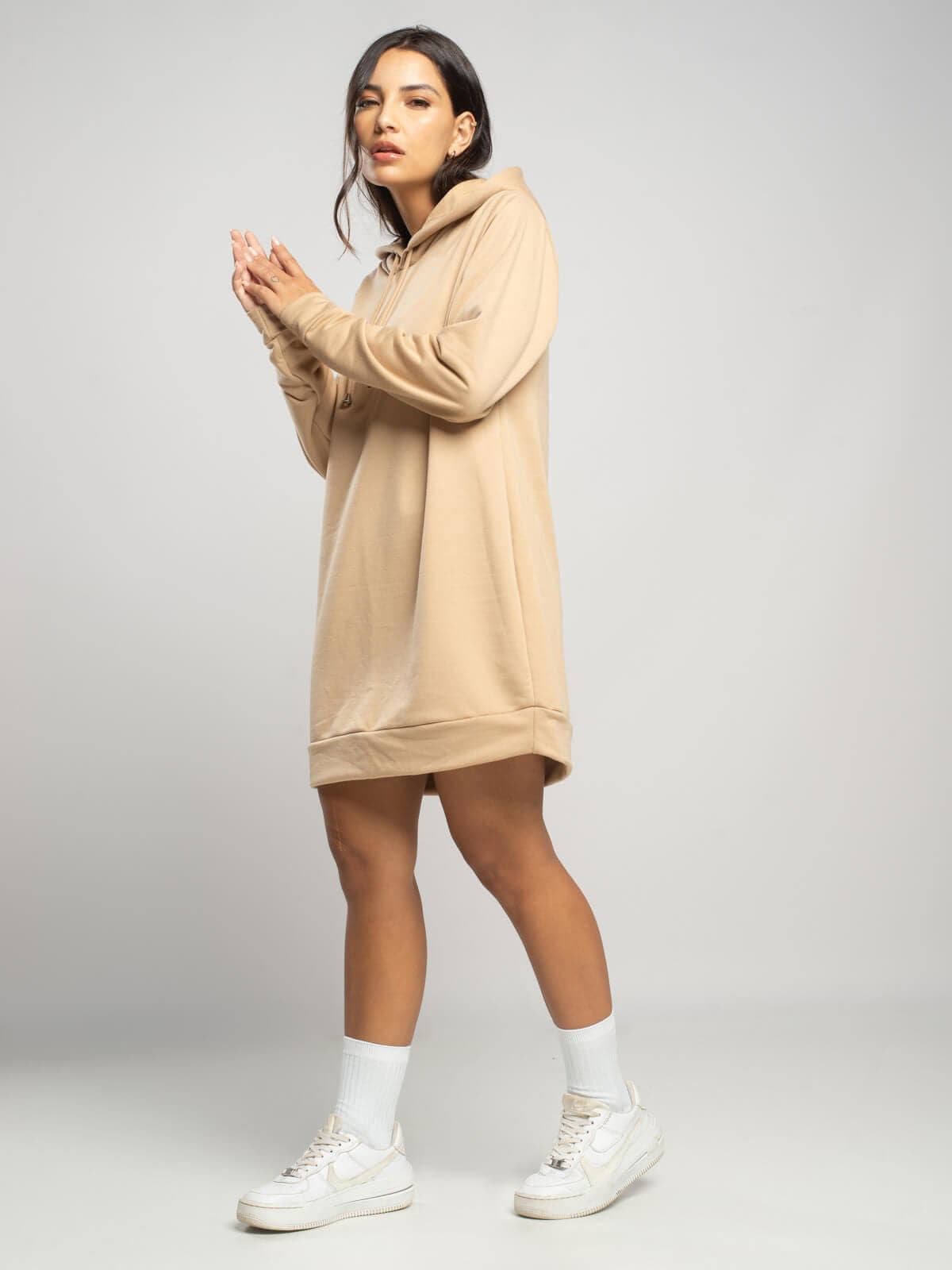 Vestido Blusão Com Capuz Manga Longa Bege - Vicbela