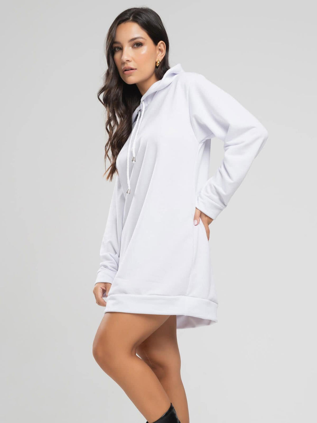 Vestido Blusão Com Capuz Manga Longa Branco - Vicbela