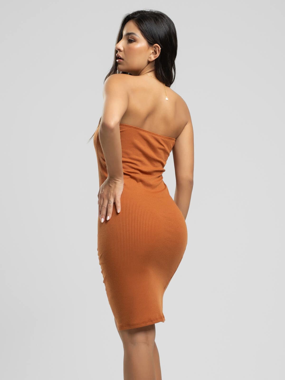 Vestido Midi Tomara Que Caia Canelado Decote na Perna Terracota - Vicbela