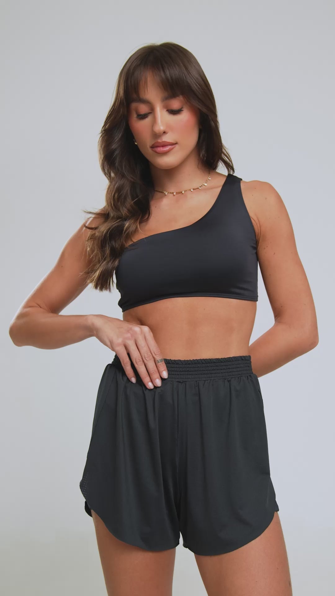 Short Curto Com Bolso Interno Preto